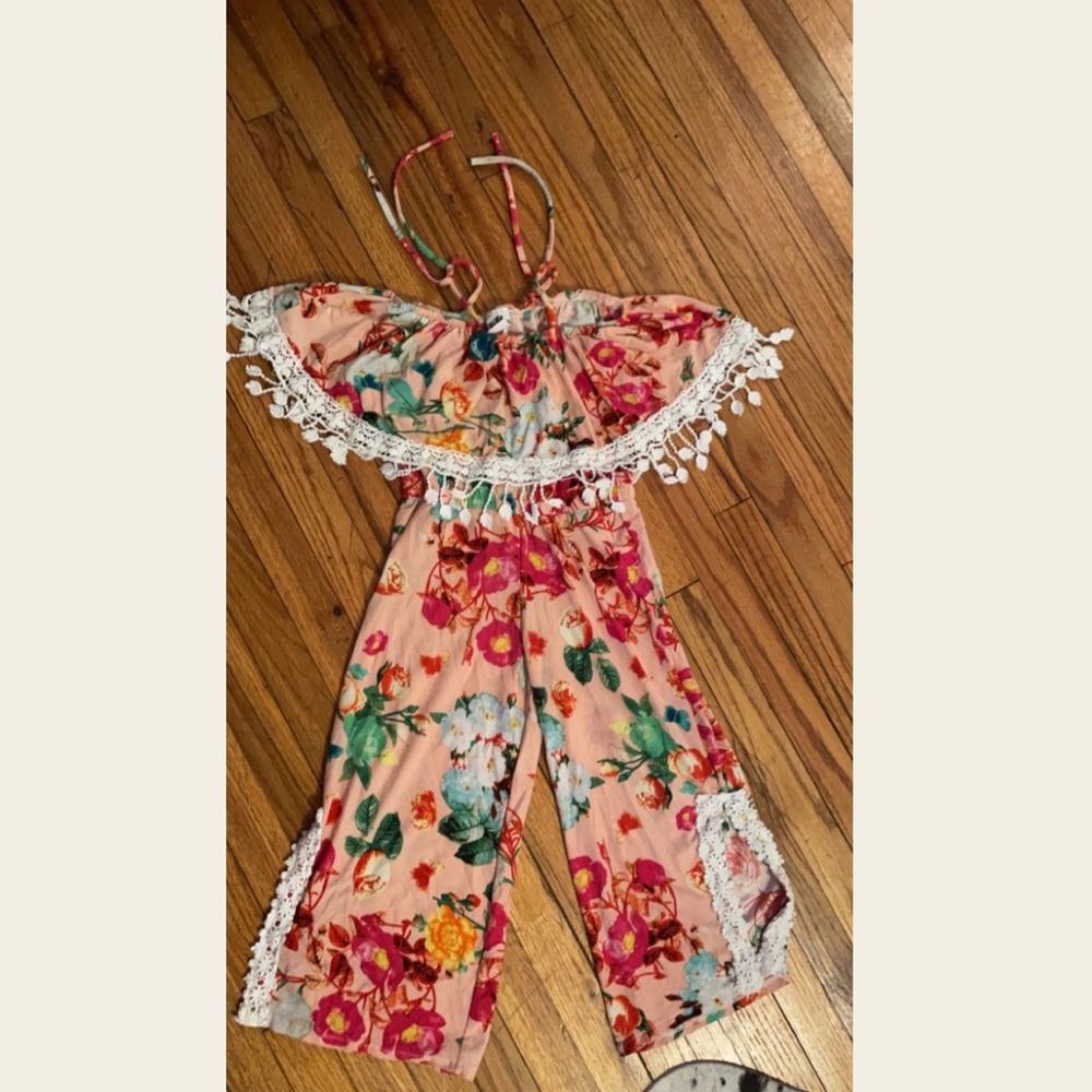 Floral romper!
